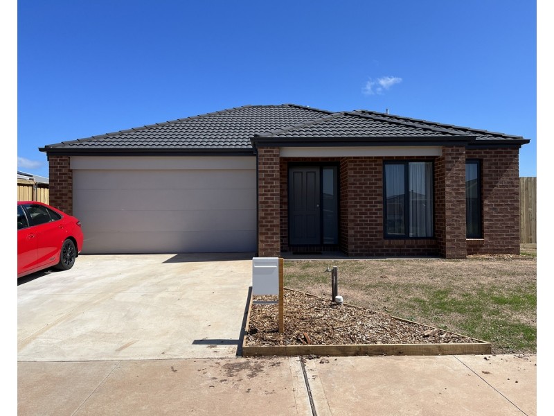 13 Wynd Street, Sale VIC 3850