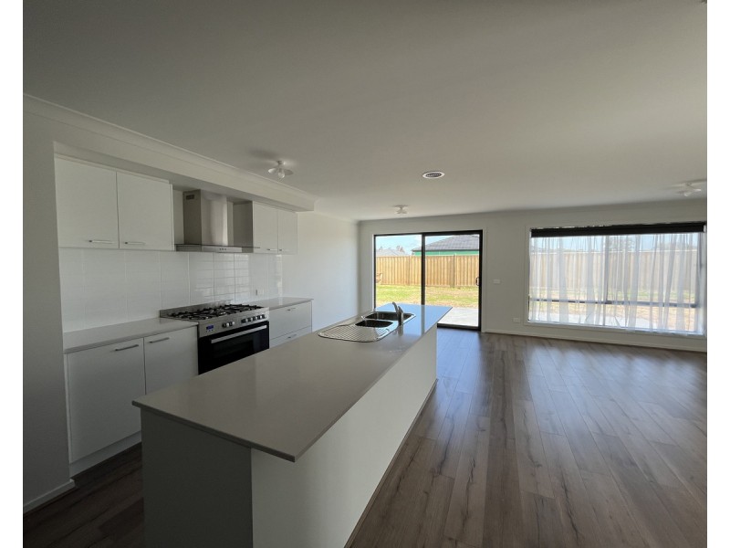 13 Wynd Street, Sale VIC 3850