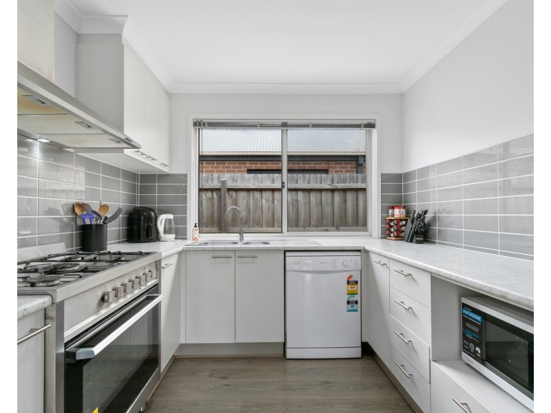 3 Peters Drive, Stratford VIC 3862