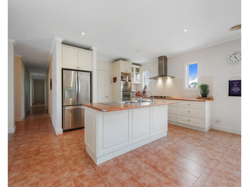 114 Sovereign Drive, Wurruk VIC 3850