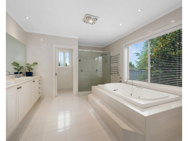 114 Sovereign Drive, Wurruk VIC 3850
