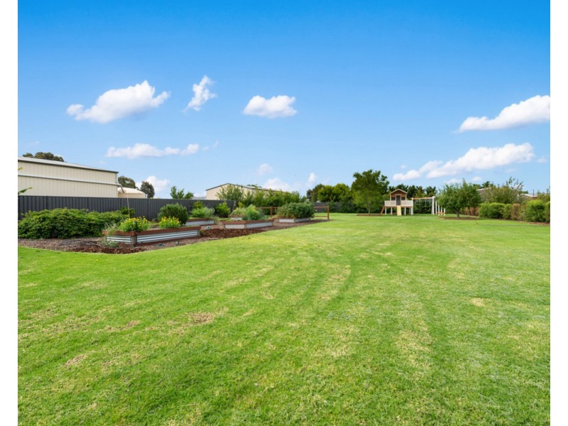 114 Sovereign Drive, Wurruk VIC 3850