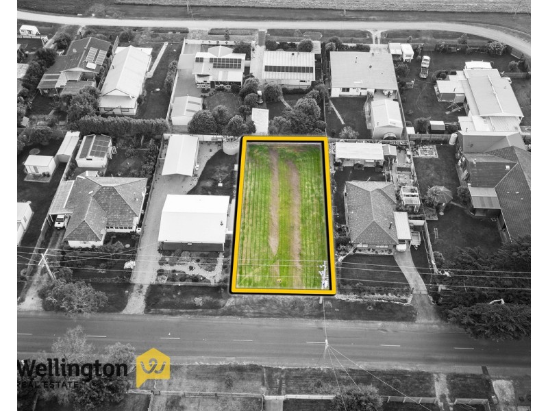 79 Main Road, Seaspray VIC 3851