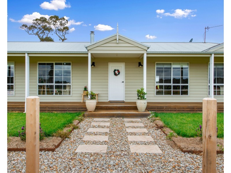 942 Briagolong Road, Briagolong VIC 3860