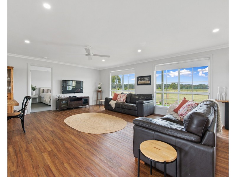 942 Briagolong Road, Briagolong VIC 3860