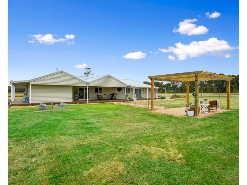 942 Briagolong Road, Briagolong VIC 3860