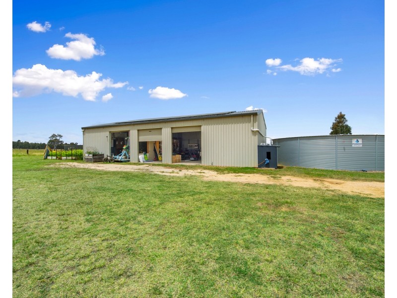 942 Briagolong Road, Briagolong VIC 3860
