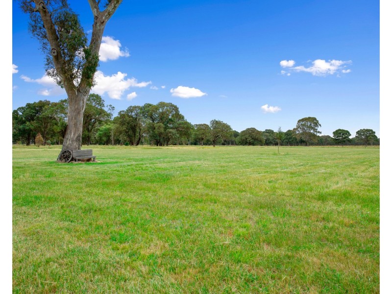 942 Briagolong Road, Briagolong VIC 3860