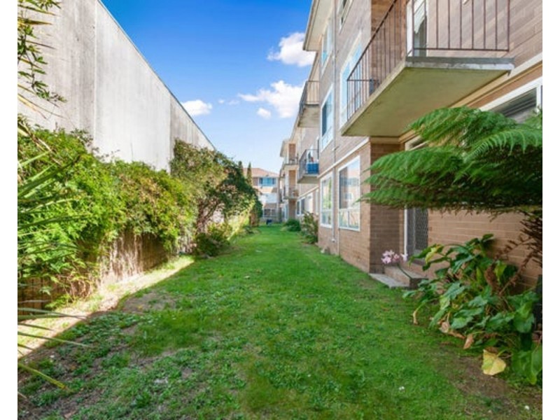 8/291 York Street, Sale VIC 3850