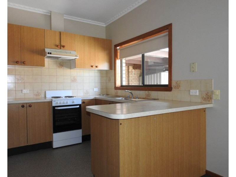 2/14 Elgin Street, Sale VIC 3850