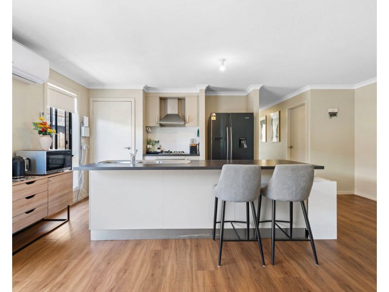 27 Woondella Boulevard, Sale VIC 3850
