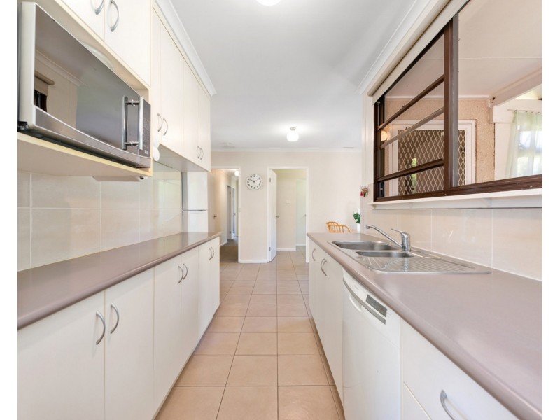 9 Shepherd Court, Sale VIC 3850