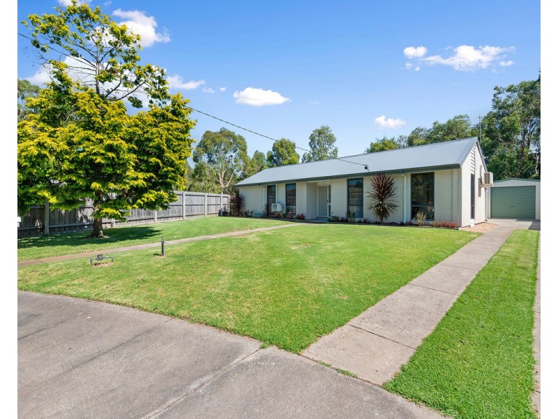 9 Shepherd Court, Sale VIC 3850