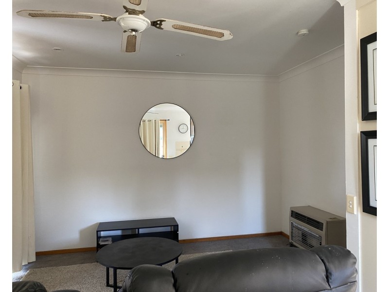 8A Leahe Close, Sale VIC 3850
