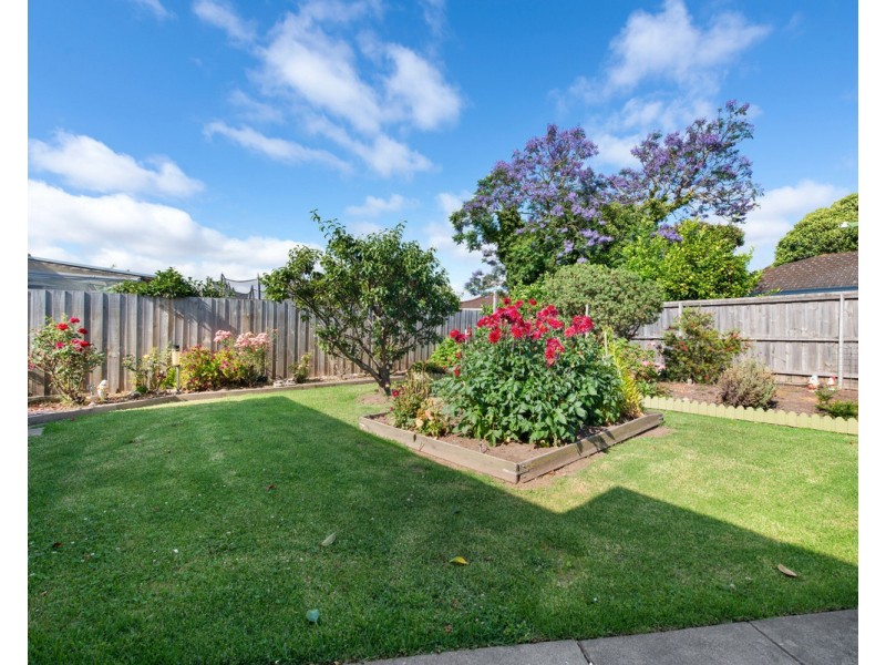 17 Weir Street, Sale VIC 3850