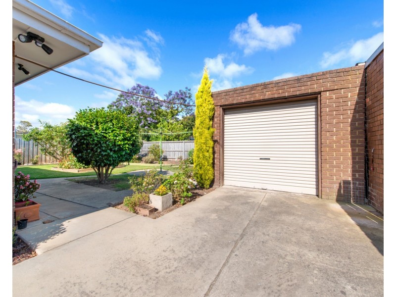 17 Weir Street, Sale VIC 3850