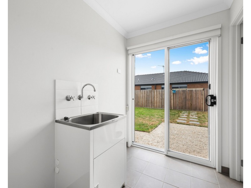 51 Peters Drive, Stratford VIC 3862