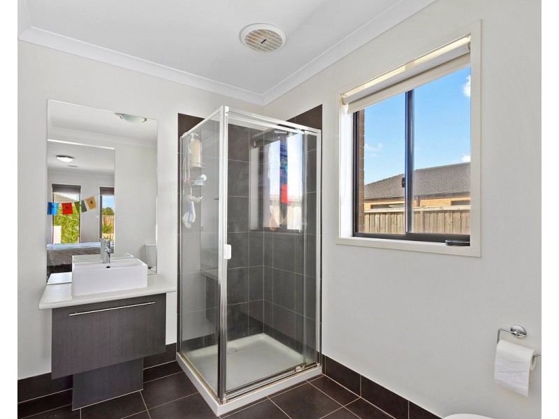 26 Ruthberg Drive, Sale VIC 3850