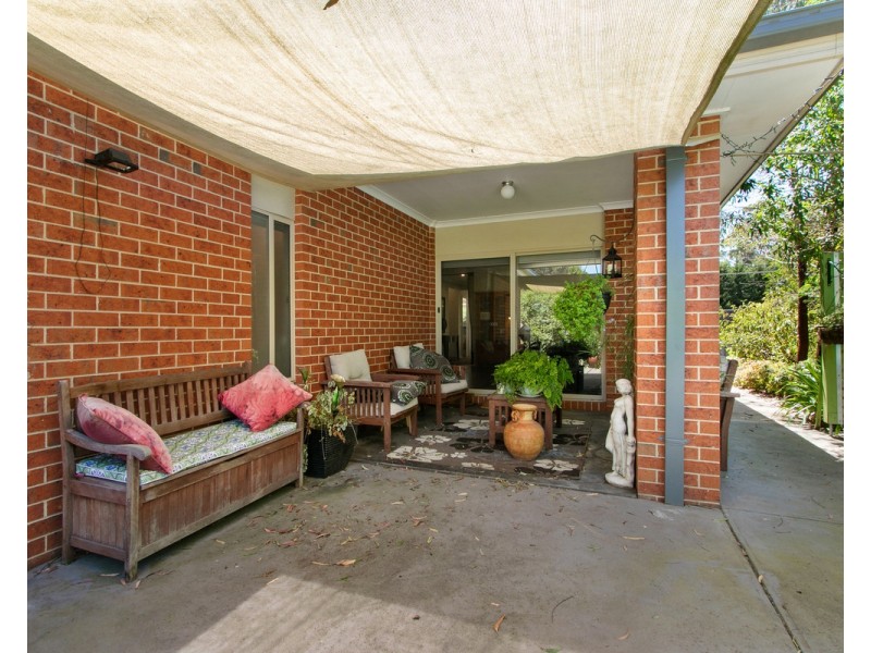 42A Hobson Street, Stratford VIC 3862