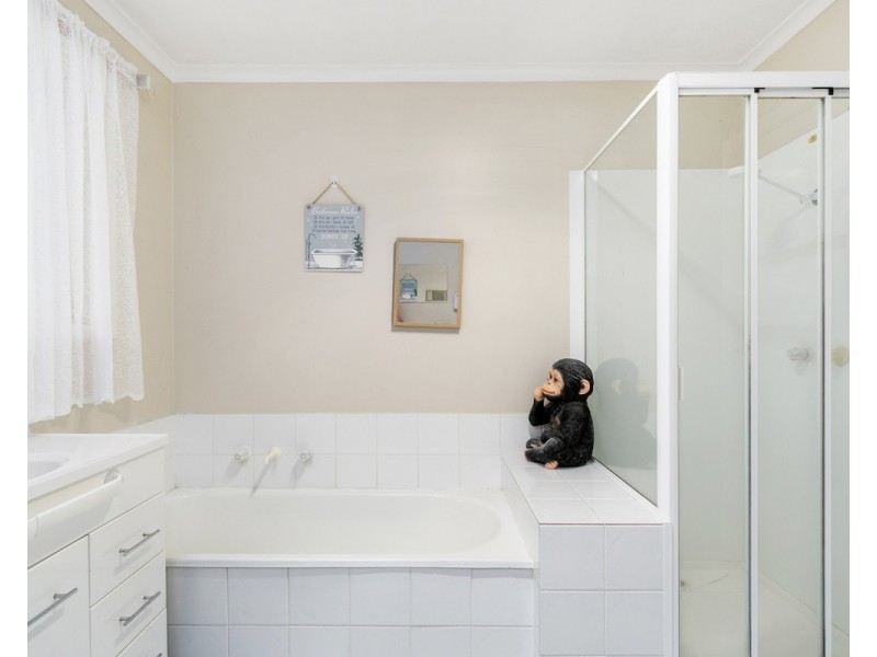 56 Jackson Avenue, Sale VIC 3850