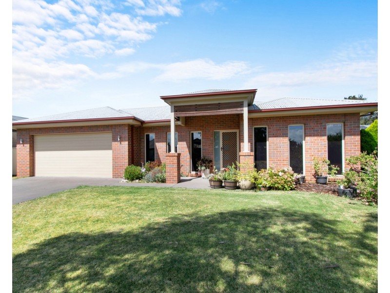 27 Marilyn Way, Sale VIC 3850