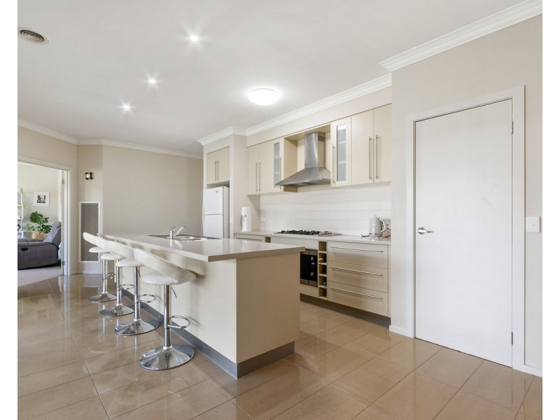 27 Marilyn Way, Sale VIC 3850