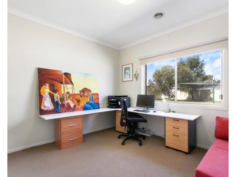 27 Marilyn Way, Sale VIC 3850