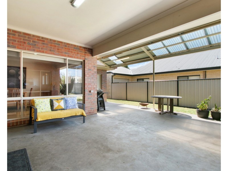 27 Marilyn Way, Sale VIC 3850