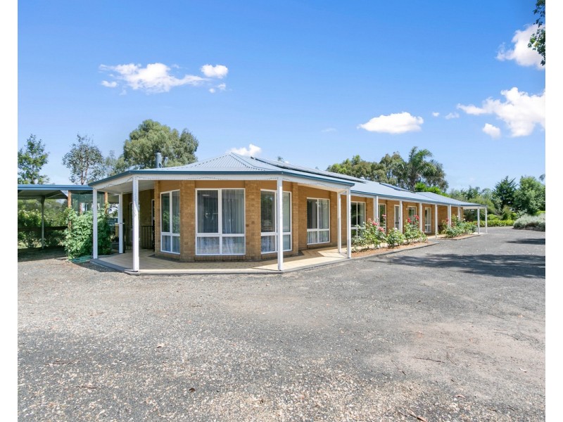 11 Galway Drive, Stratford VIC 3862