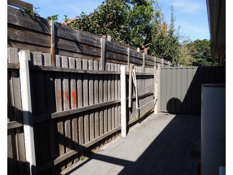 2/5 Foster Street, Sale VIC 3850