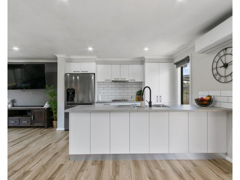 34 Bolden Street, Stratford VIC 3862