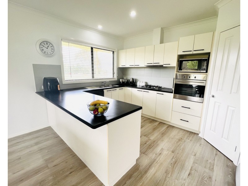 15 Josharc Court, Stratford VIC 3862