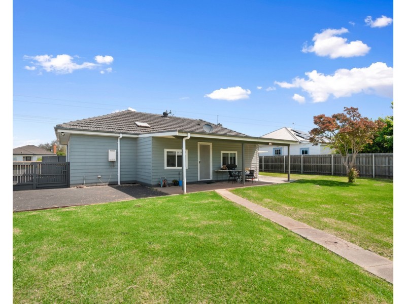 121 Fitzroy Street, Sale VIC 3850