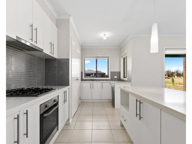 12 Cashmere Close, Wurruk VIC 3850