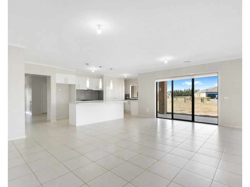 12 Cashmere Close, Wurruk VIC 3850