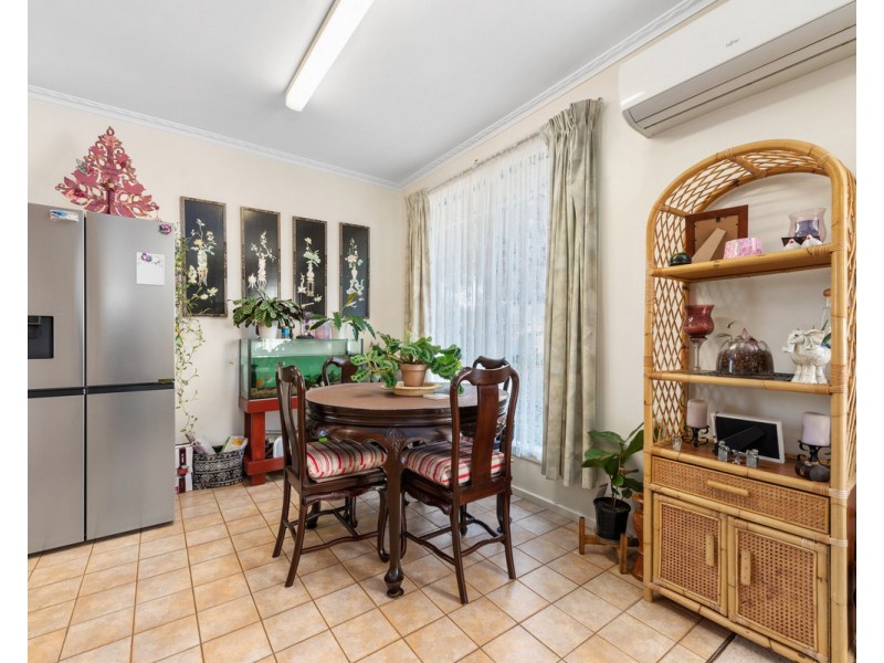 8 Sandra Court, Sale VIC 3850