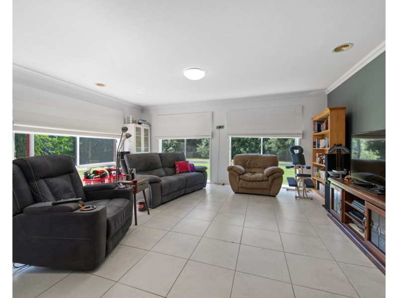 30 Krista Court, Sale VIC 3850