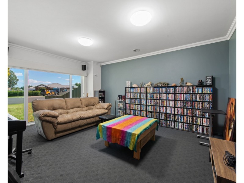 30 Krista Court, Sale VIC 3850