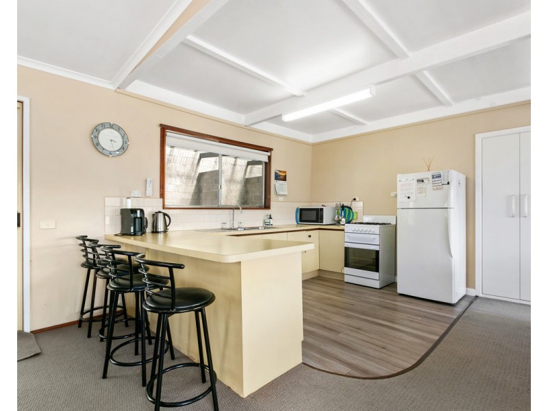 41 Seagull Drive, Loch Sport VIC 3851