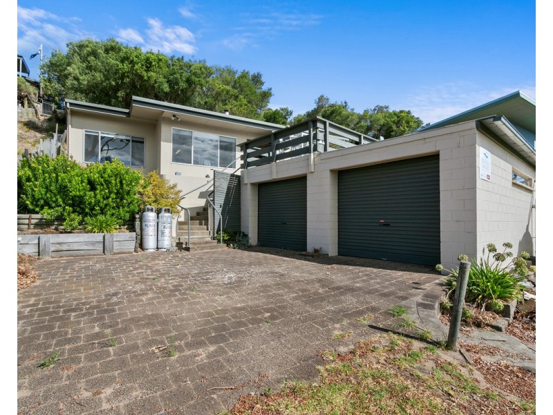 41 Seagull Drive, Loch Sport VIC 3851