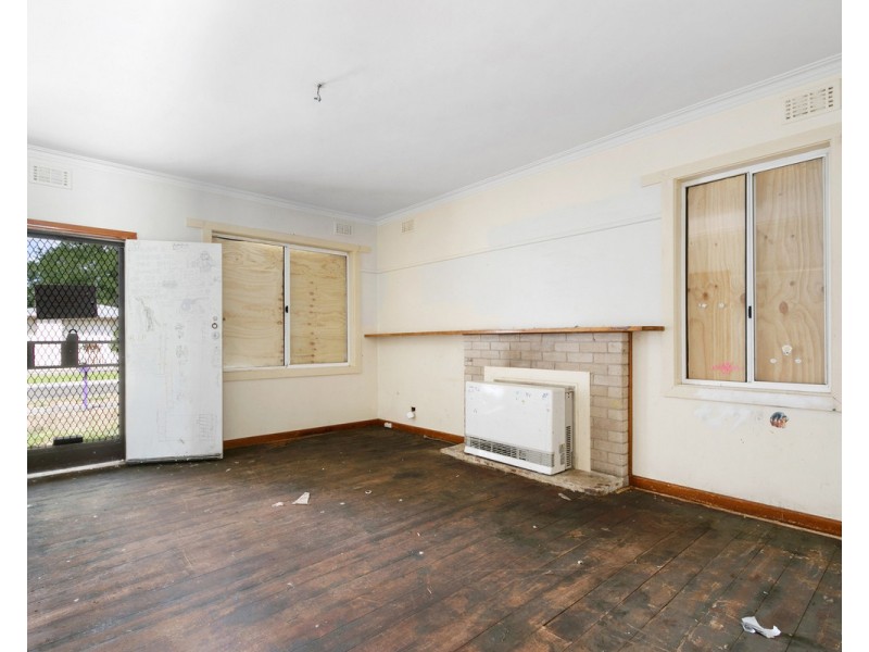 7 Hagenauer Street, Sale VIC 3850