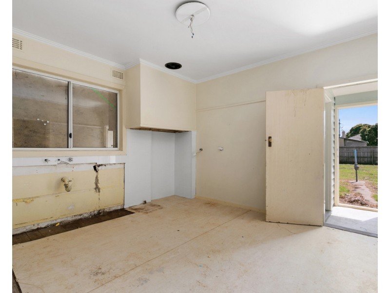 7 Hagenauer Street, Sale VIC 3850