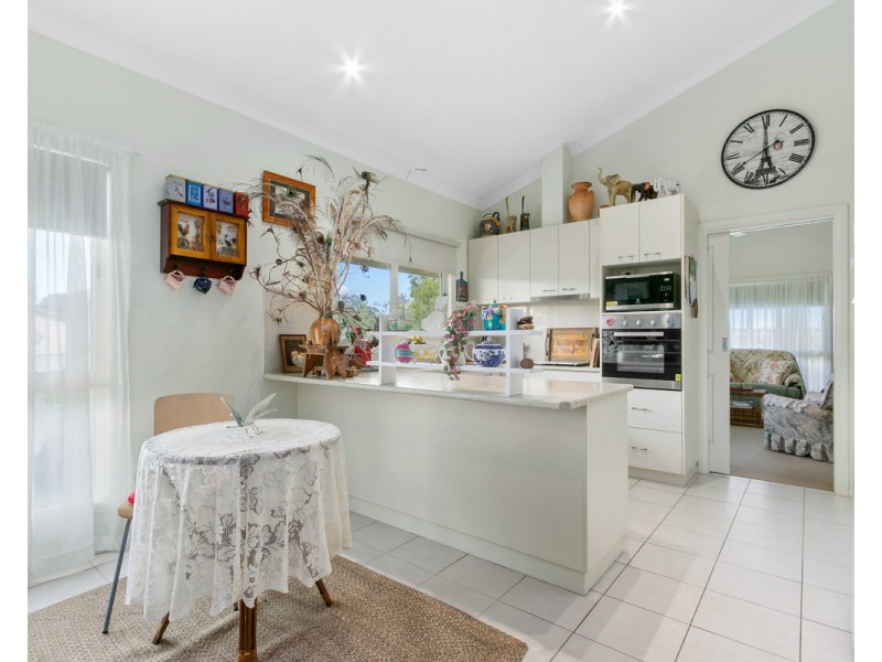 60-62 Sea Breeze Avenue, Golden Beach VIC 3851