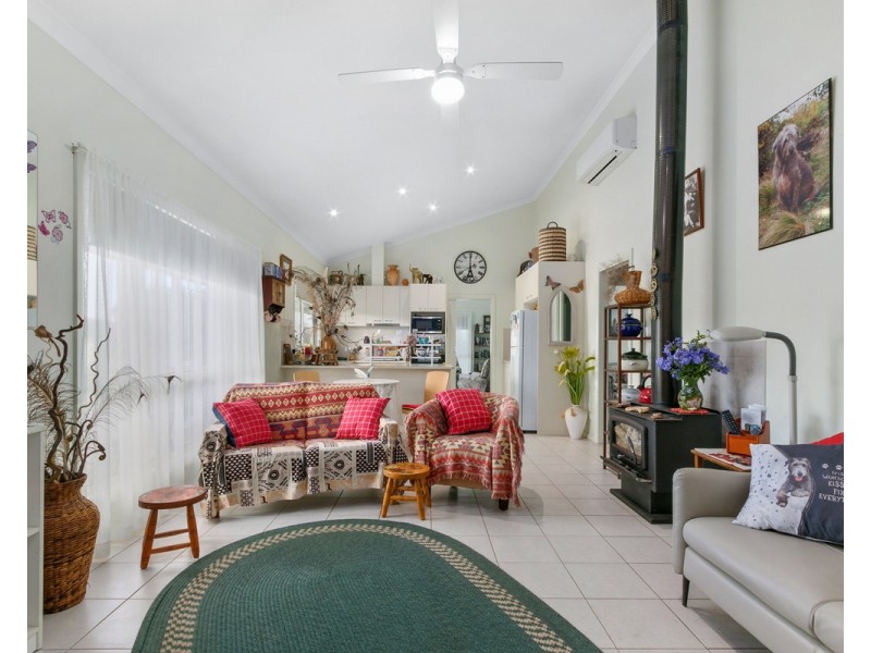 60-62 Sea Breeze Avenue, Golden Beach VIC 3851