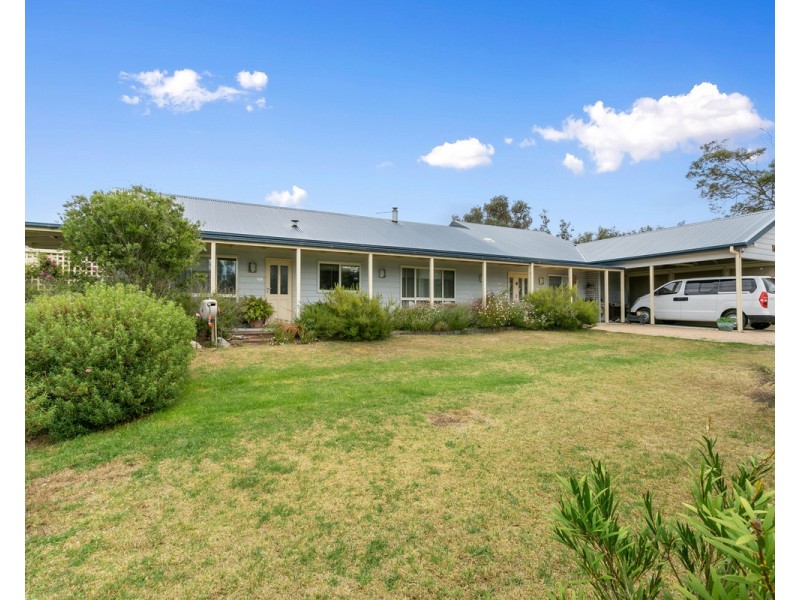 60-62 Sea Breeze Avenue, Golden Beach VIC 3851