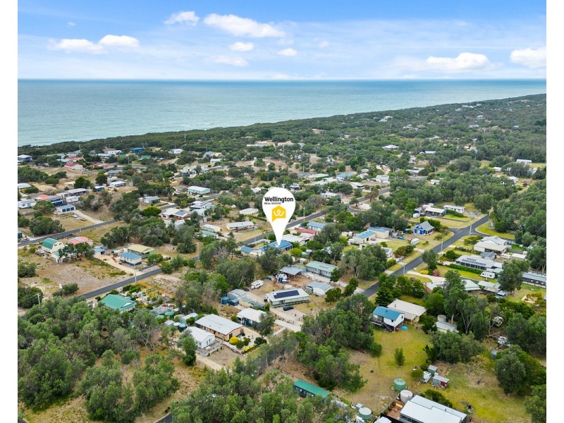 60-62 Sea Breeze Avenue, Golden Beach VIC 3851