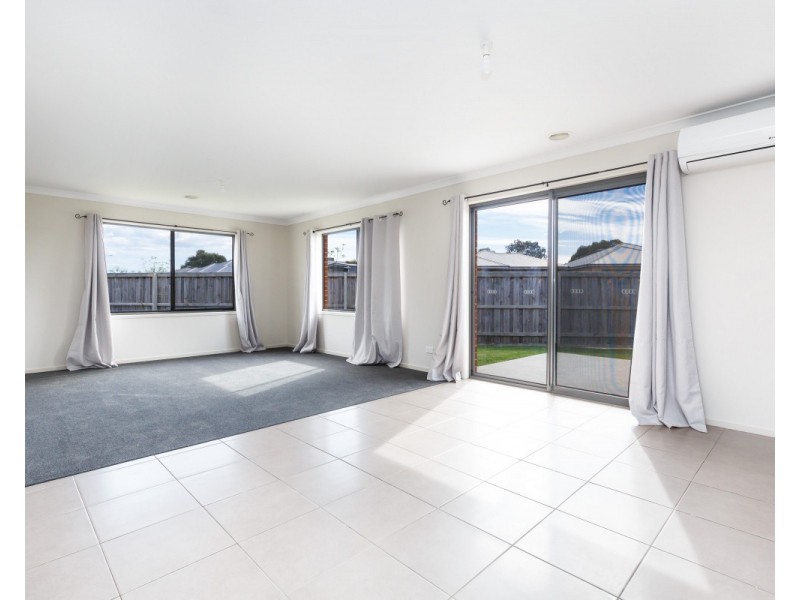 14 Woondella Boulevard, Sale VIC 3850