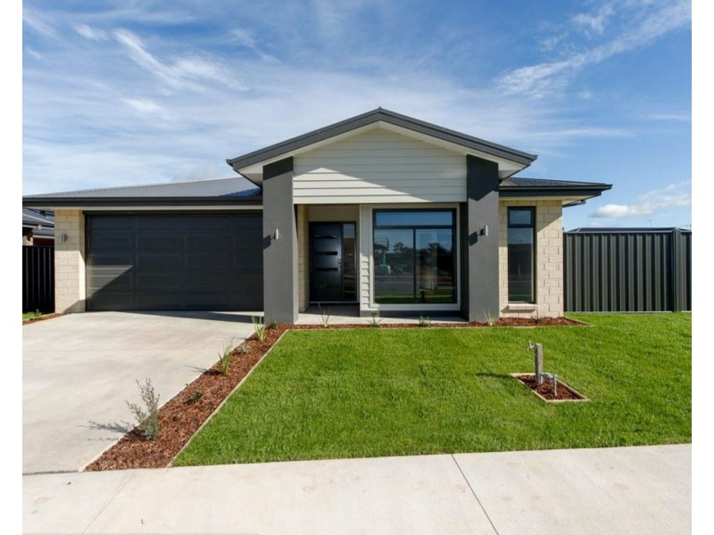 4 Mitchell Road, Stratford VIC 3862