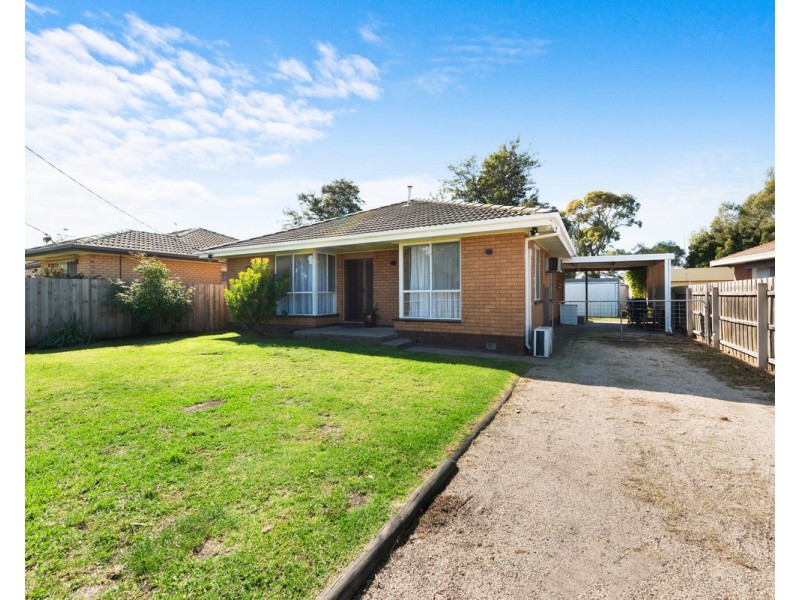 39 Valentine Crescent, Sale VIC 3850