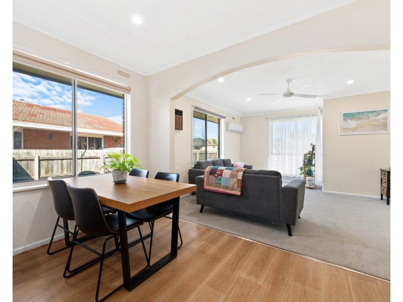 39 Valentine Crescent, Sale VIC 3850